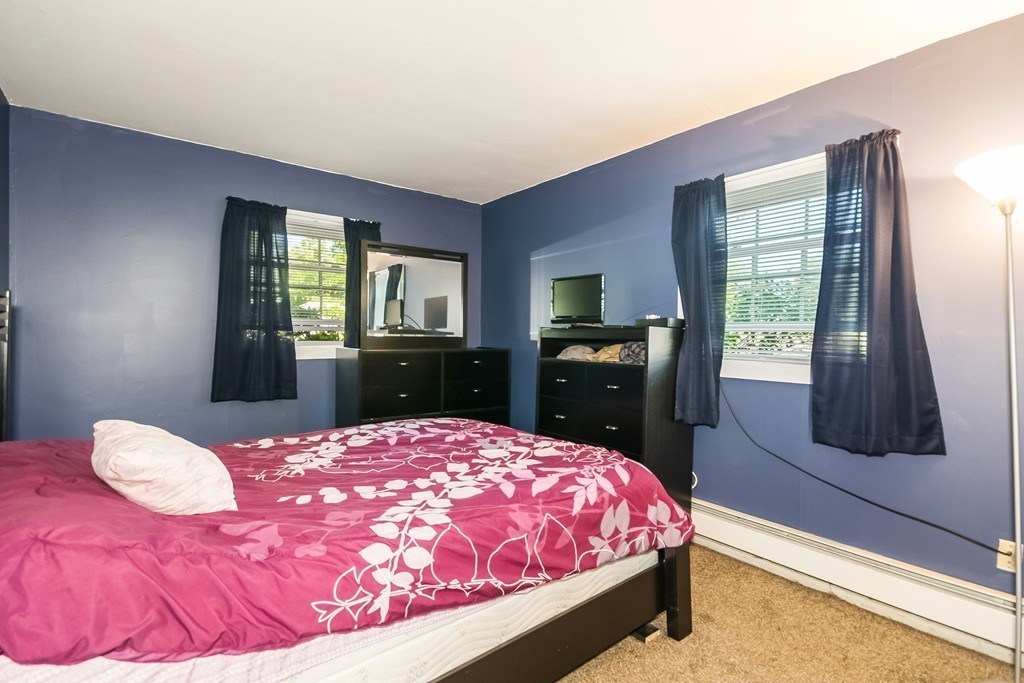 56 Old Farm Road Springfield, MA 01119 - Photo 9 of 19