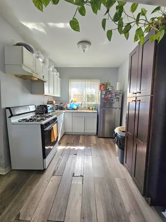 $170,000 | 5635 South California Avenue, Chicago, IL 60629