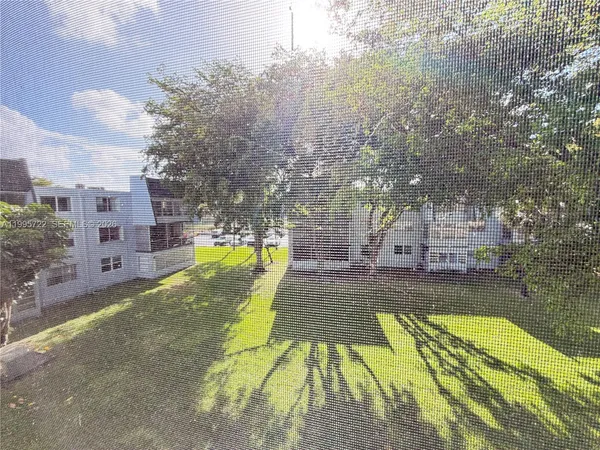 $1,600 | 9201 Lime Bay Boulevard, Unit 305, Tamarac, FL 33321