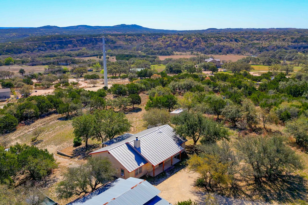 1129 Lonesome Loop Blanco, TX 78606 - Photo 2 of 40