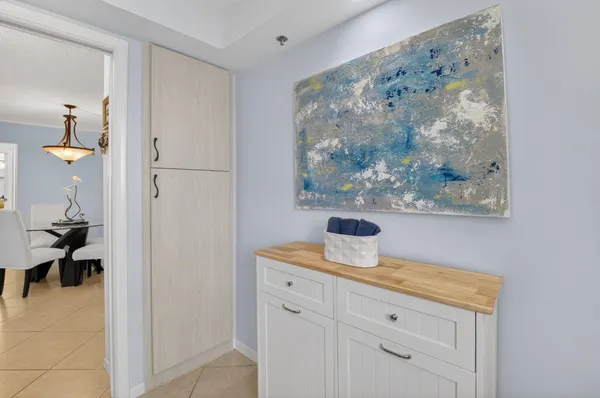 $549,000 | 3215 South Ocean Boulevard, Unit 702, Highland Beach, FL 33487