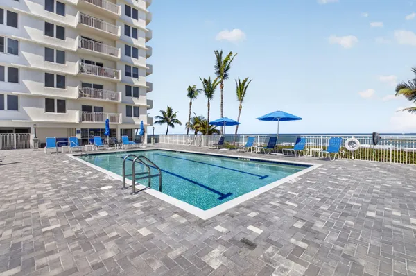$549,000 | 3215 South Ocean Boulevard, Unit 702, Highland Beach, FL 33487