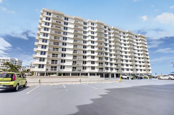 $549,000 | 3215 South Ocean Boulevard, Unit 702, Highland Beach, FL 33487