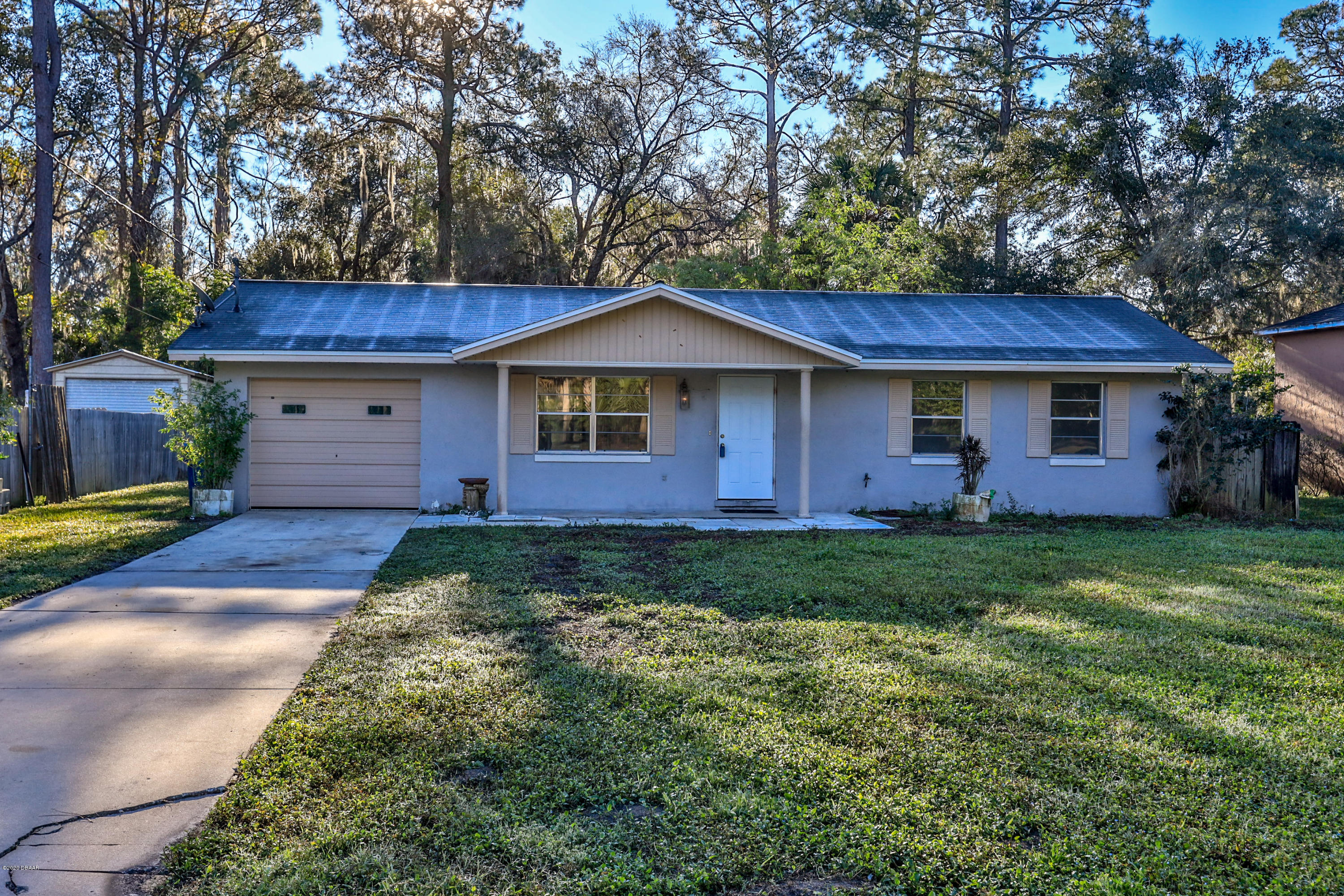 2247 Hontoon Rd-1