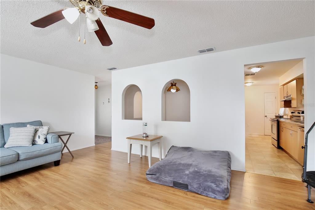 1179 Shadow Run Drive Lakeland, FL 33813 - Photo 7 of 42 a living room with furniture