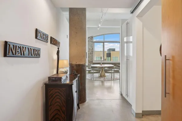 $4,795 | 700 North Washington Avenue, Unit 610, Minneapolis, MN 55401