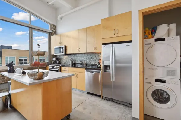 $4,795 | 700 North Washington Avenue, Unit 610, Minneapolis, MN 55401