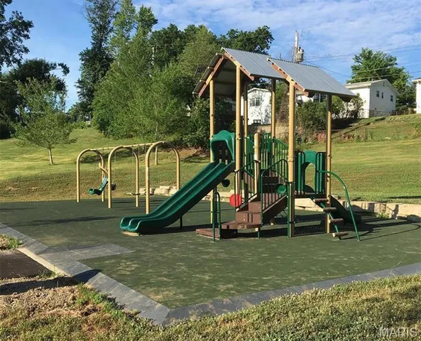 $2,495 | 122 Wildwood Court, St. Charles, MO 63303