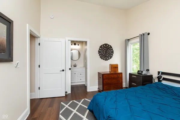 $2,200 | 405 Keystone Avenue, Unit 405, Indianapolis, IN 46201