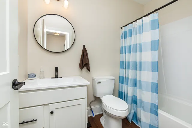 $2,200 | 405 Keystone Avenue, Unit 405, Indianapolis, IN 46201