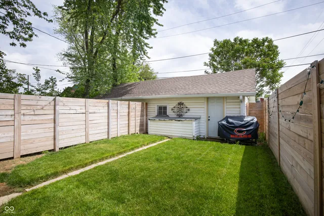 $2,200 | 405 Keystone Avenue, Unit 405, Indianapolis, IN 46201