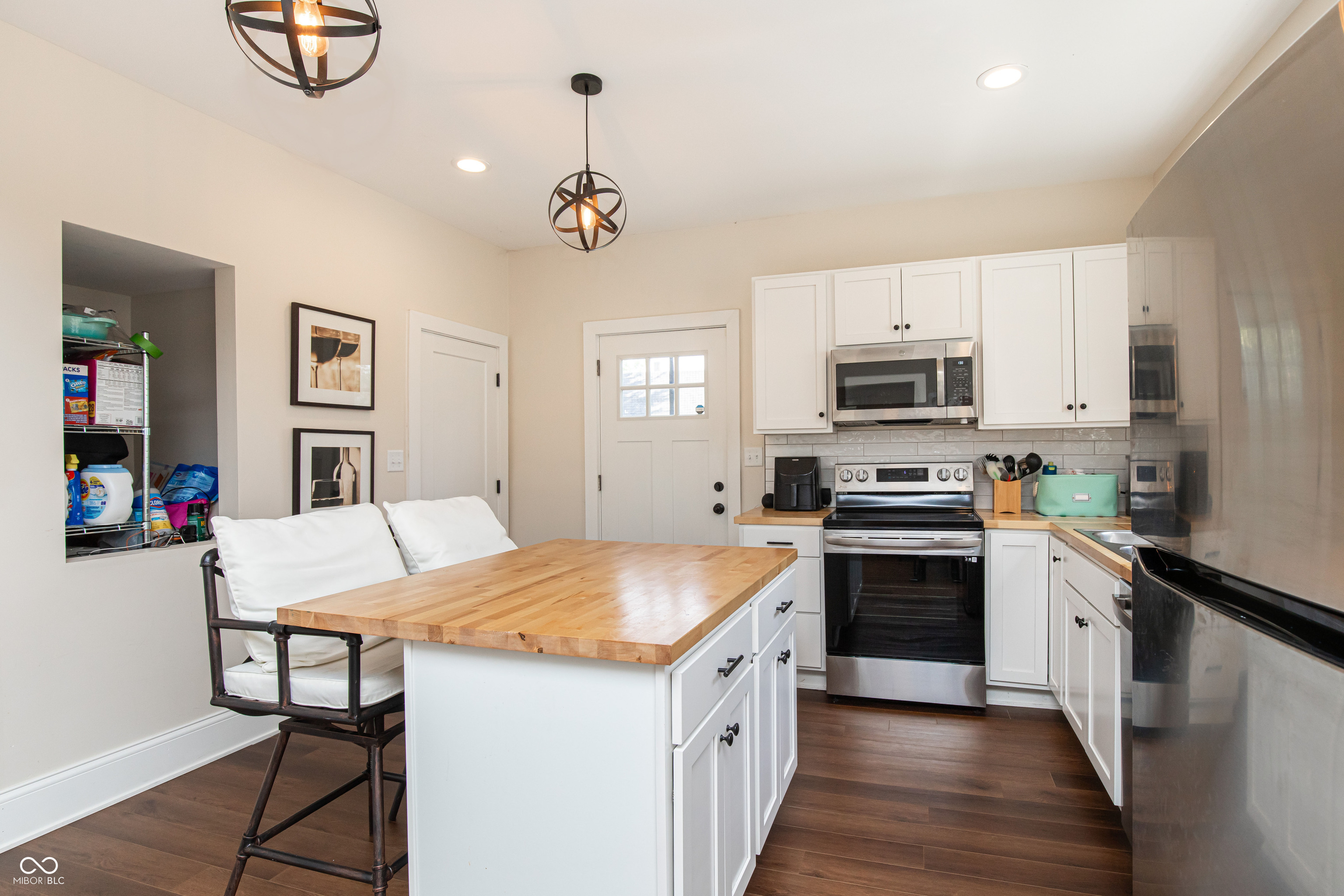 405 Keystone Avenue, Unit 405 Indianapolis, IN 46201 - Photo 10 of 39