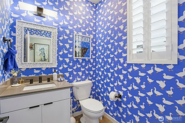 $949,950 | 22505 70th Place West, Mountlake Terrace, WA 98043