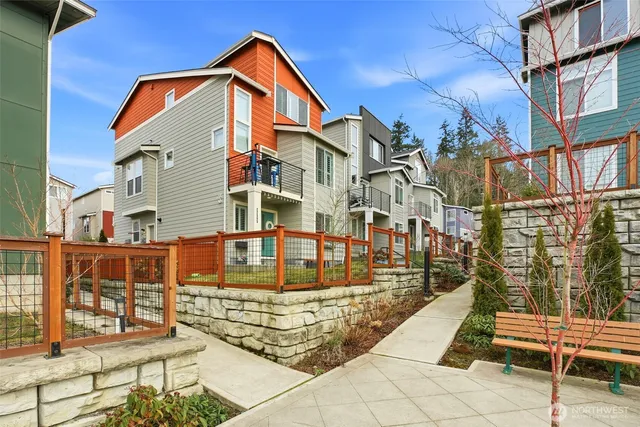 $949,950 | 22505 70th Place West, Mountlake Terrace, WA 98043