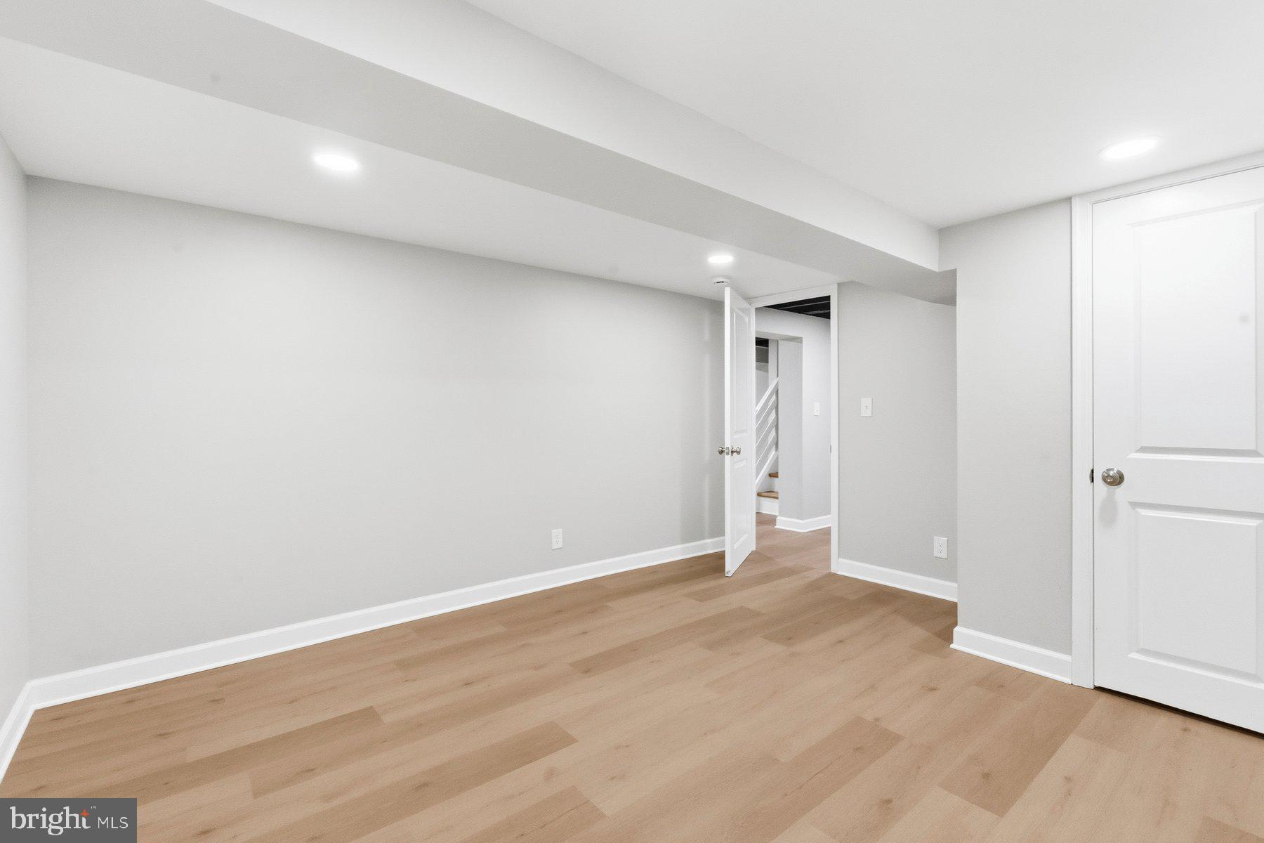 642 Andrews Road Aberdeen, MD 21001 - Photo 21 of 36 Lower Bed 4