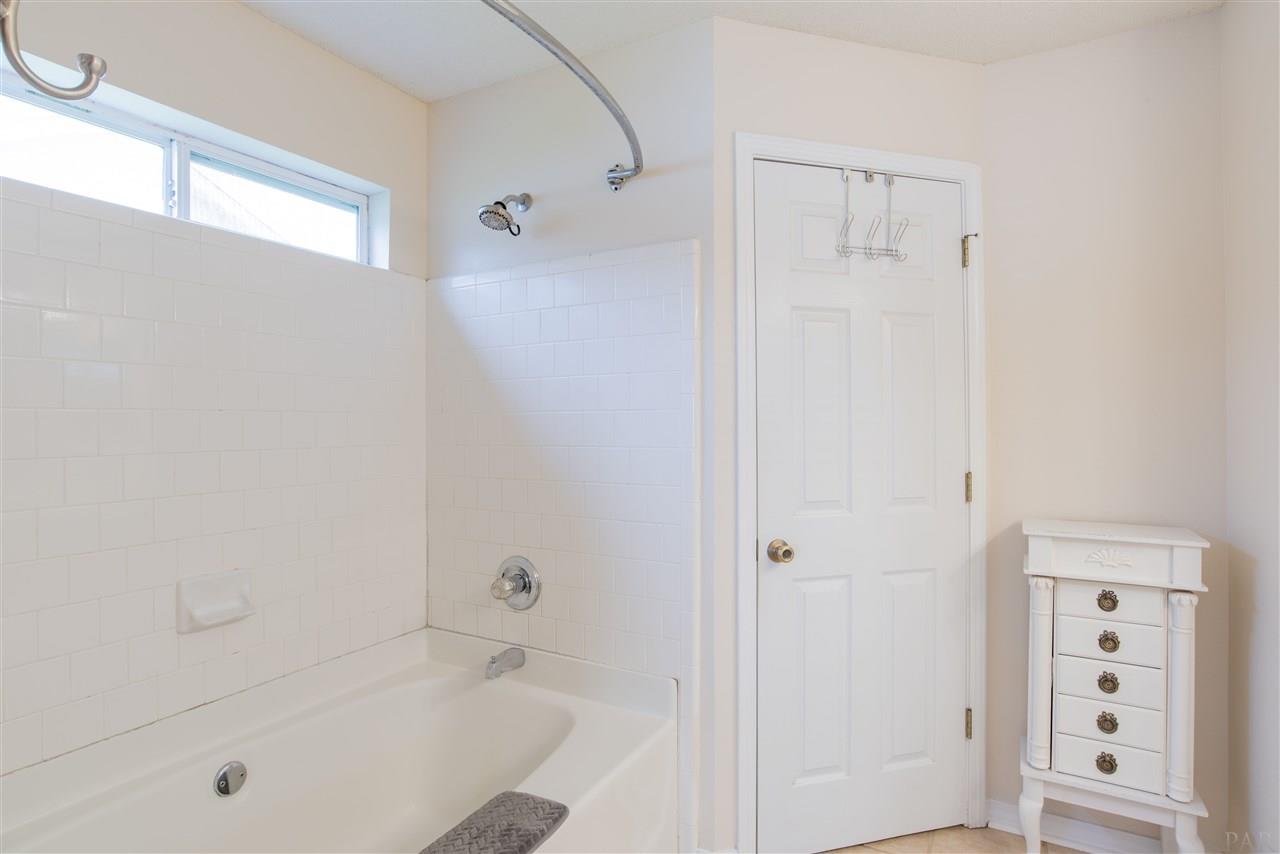 1024 Brownfield Road Pensacola, FL 32526 - Photo 14 of 23 Gallery Image 14