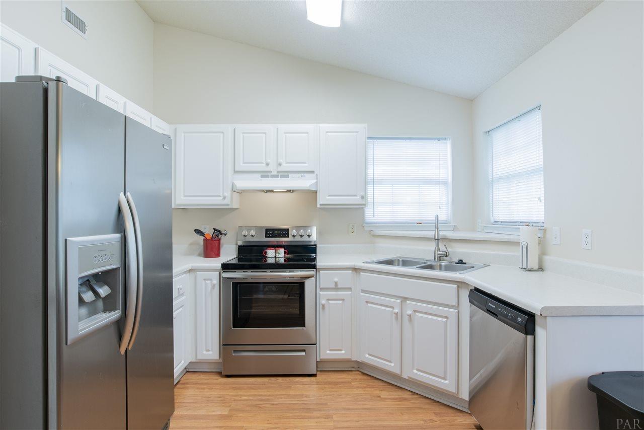 1024 Brownfield Road Pensacola, FL 32526 - Photo 8 of 23 Gallery Image 8