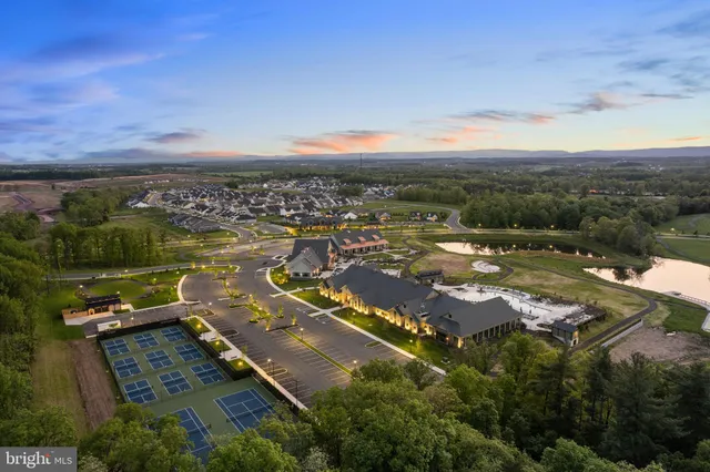 $484,900 | 118 New Vista Way, Gettysburg, PA 17325