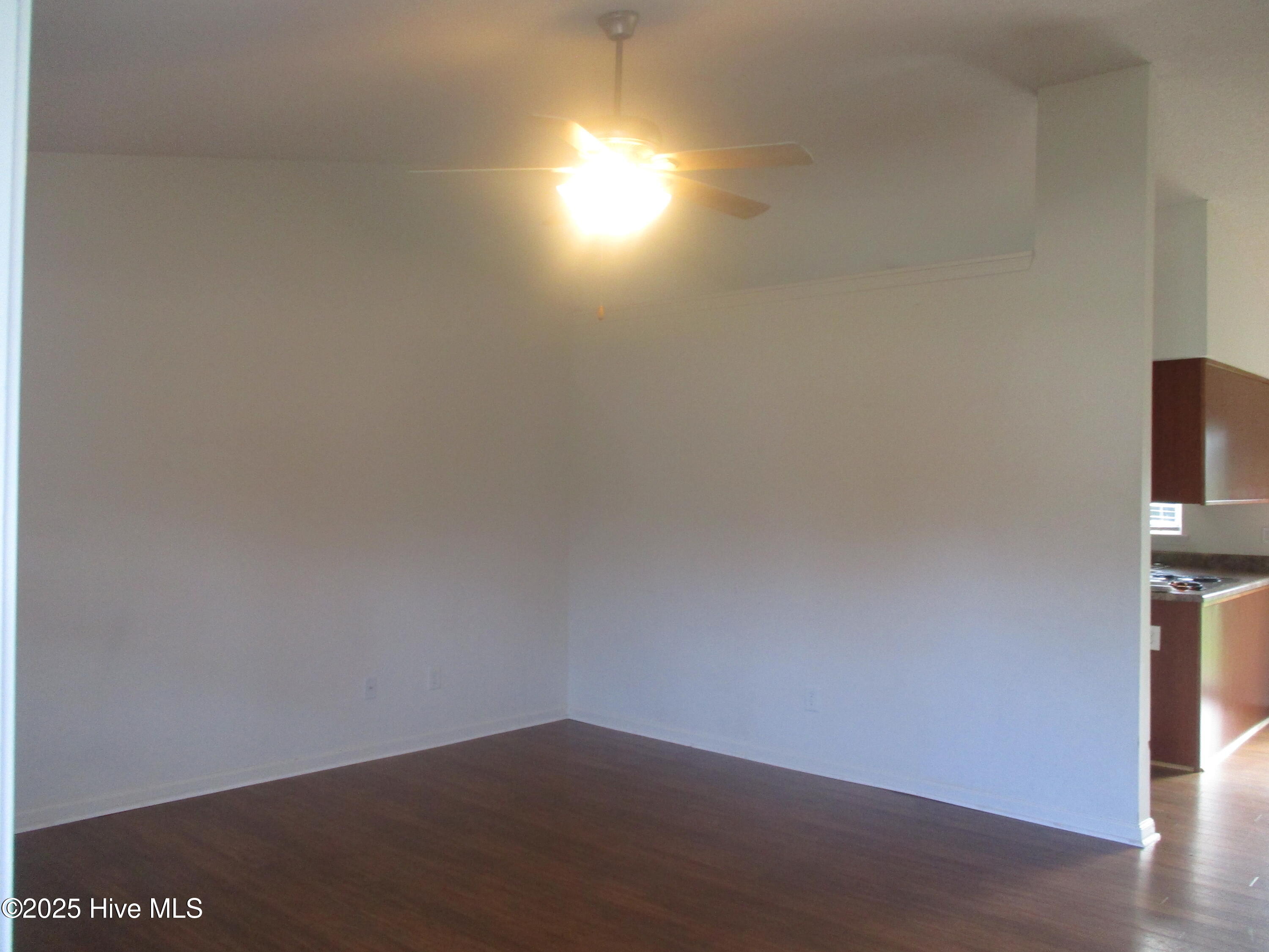 113 Poplar Ridge Road Jacksonville, NC 28546 - Photo 2 of 7