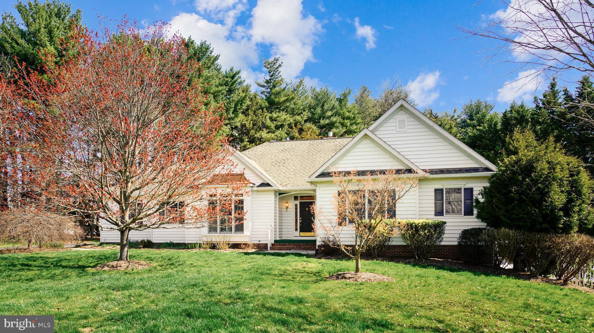 11862 Simpson Road Clarksville, MD 21029 - Photo 2 of 58 Custom-built Rambler on 1+ acre!