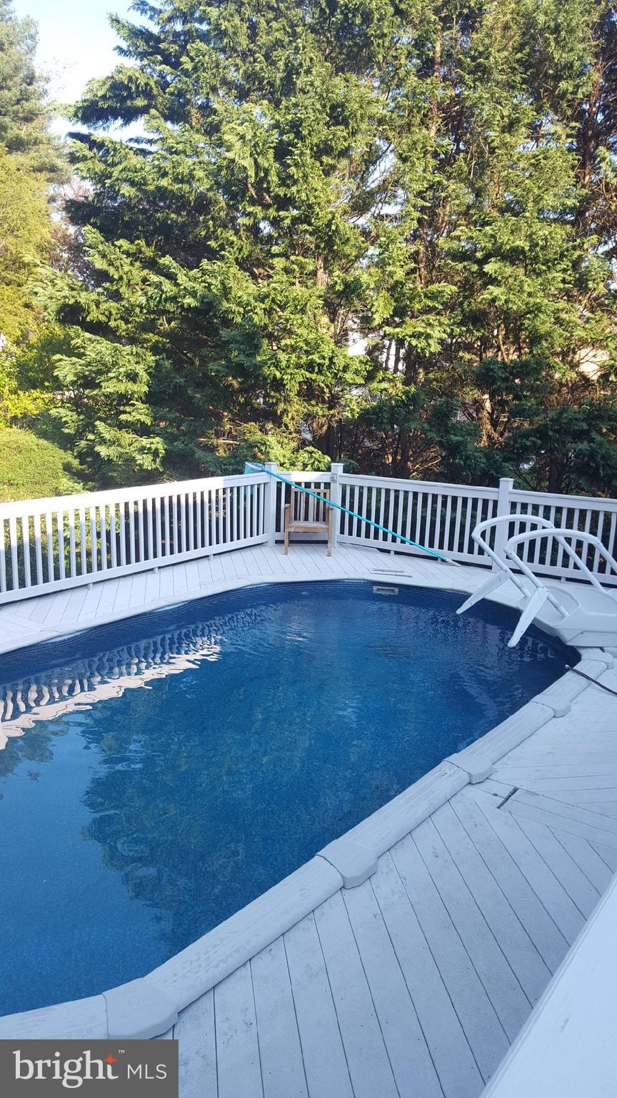 11862 Simpson Road Clarksville, MD 21029 - Photo 42 of 58 Pool view 2