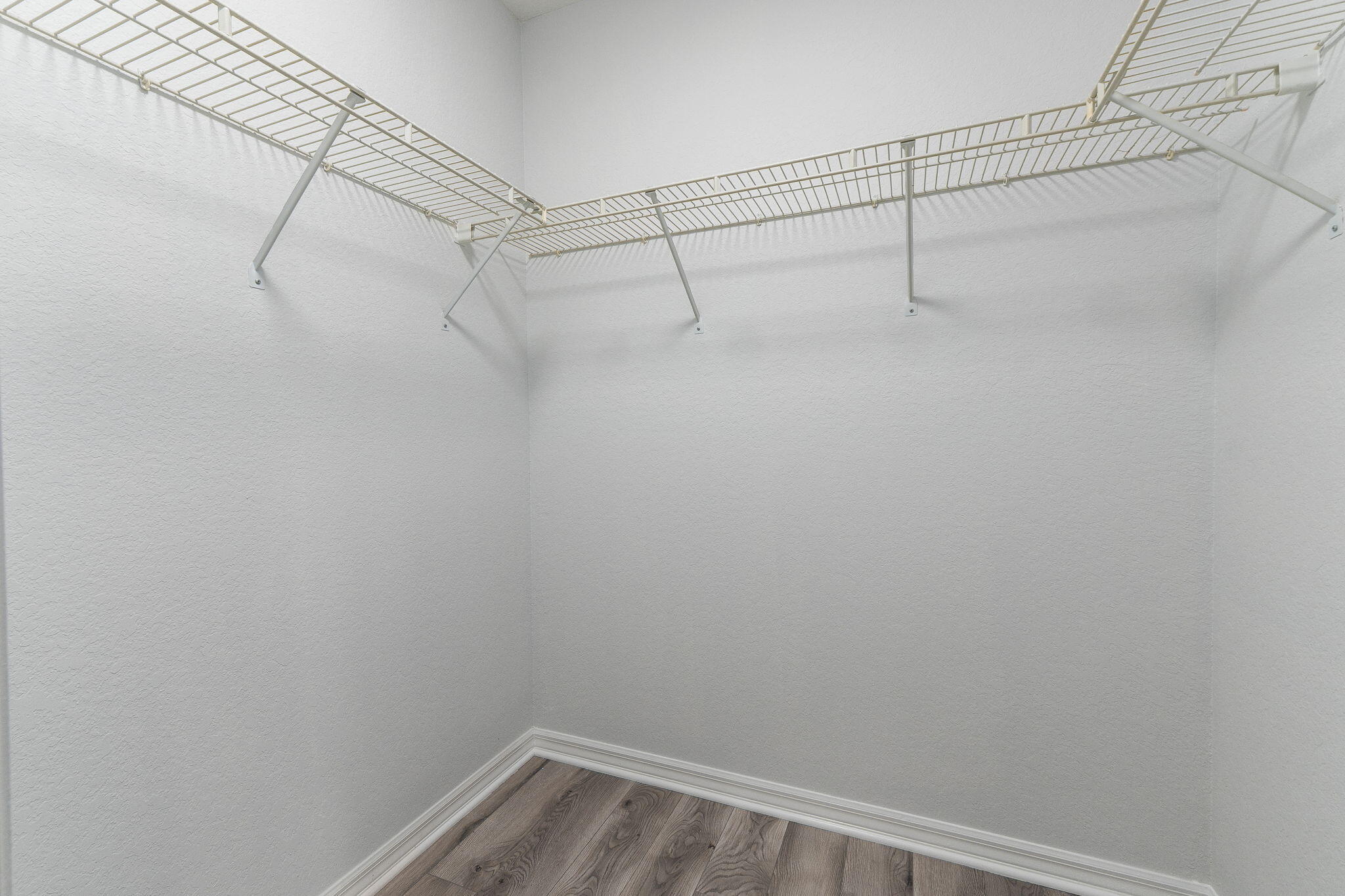 2452 Southwest Fair Isle Road Port St. Lucie, FL 34987 - Photo 19 of 52 29-web-or-mls-DSC04078