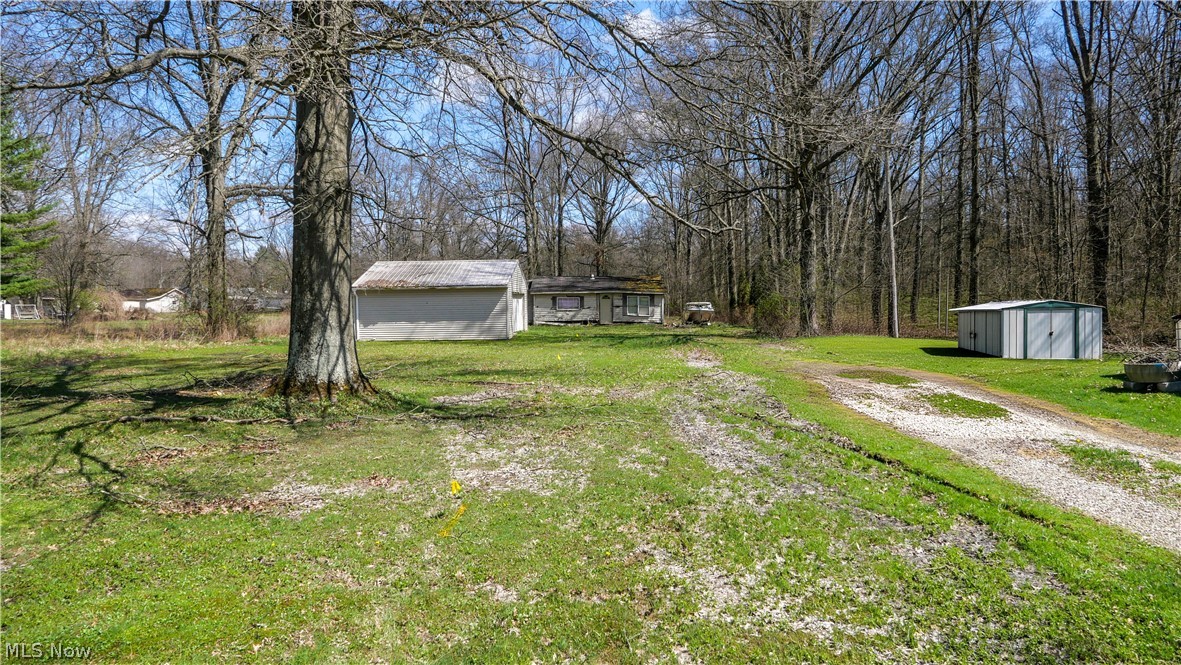 5556 Shaffer Road Northwest Warren, OH 44481 - Photo 10 of 20