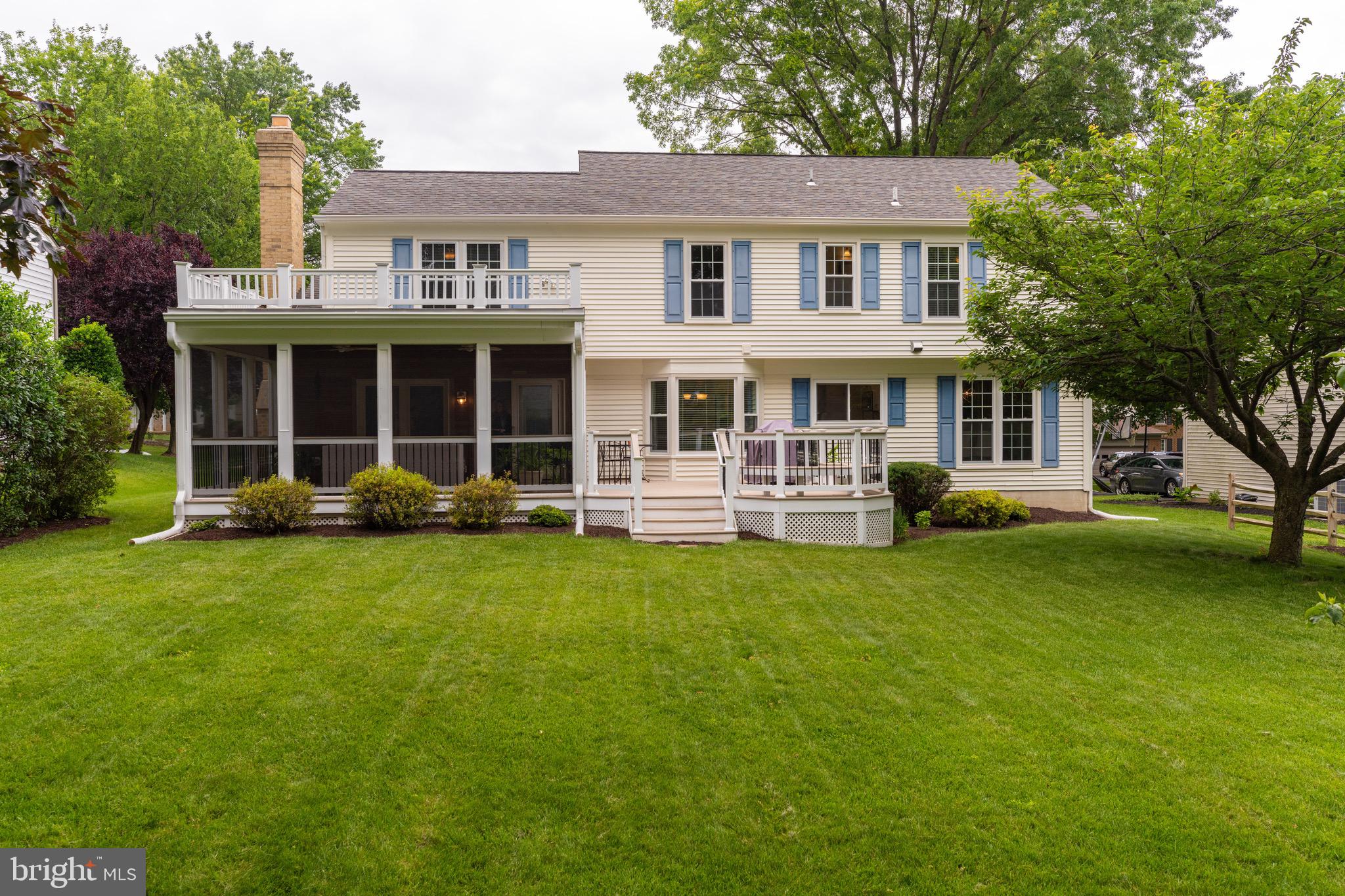 12620 Falconbridge Drive North Potomac, MD 20878 - Photo 3 of 35