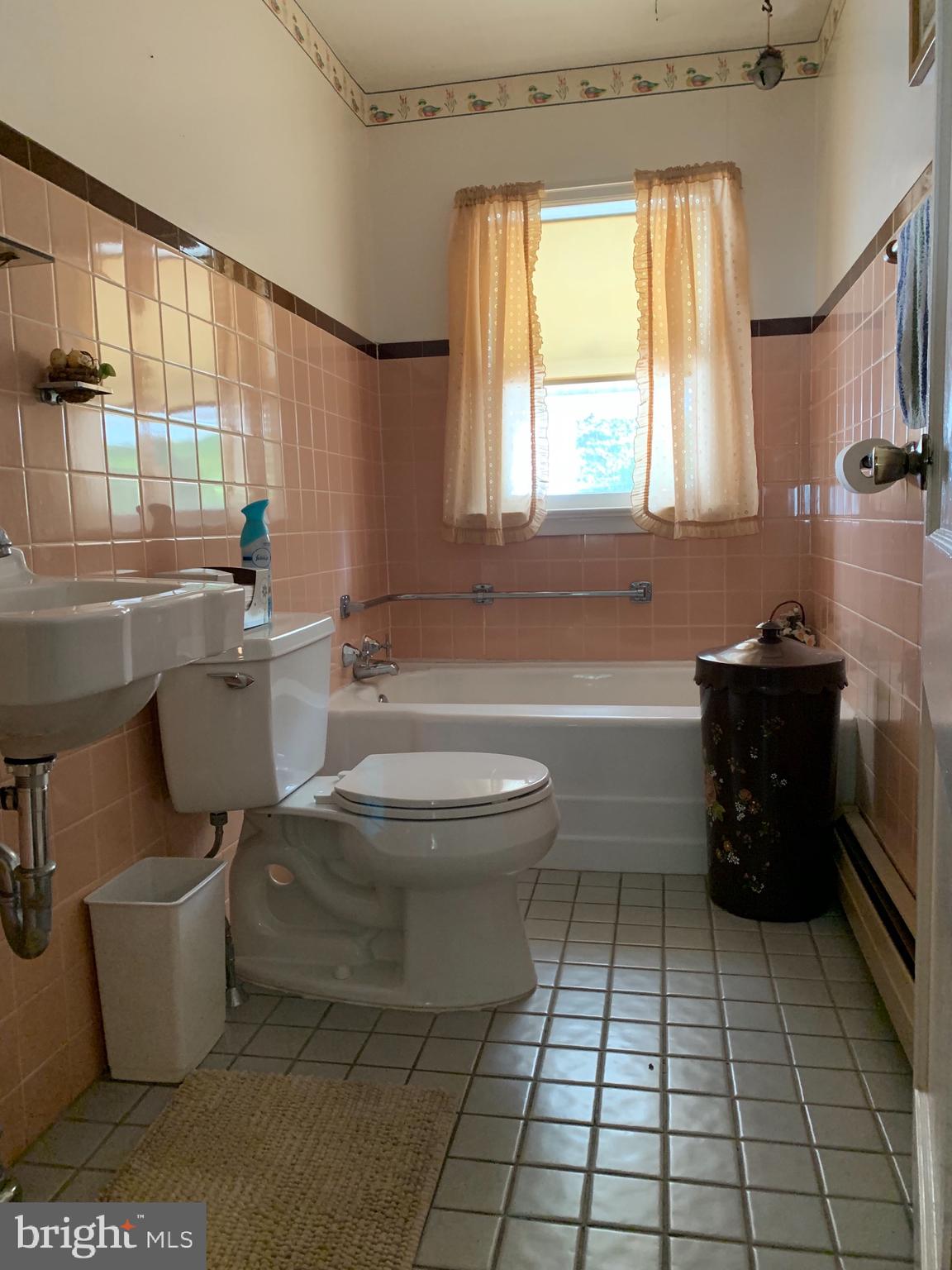 72 Stecher Avenue Riverside, NJ 08075 - Photo 4 of 16