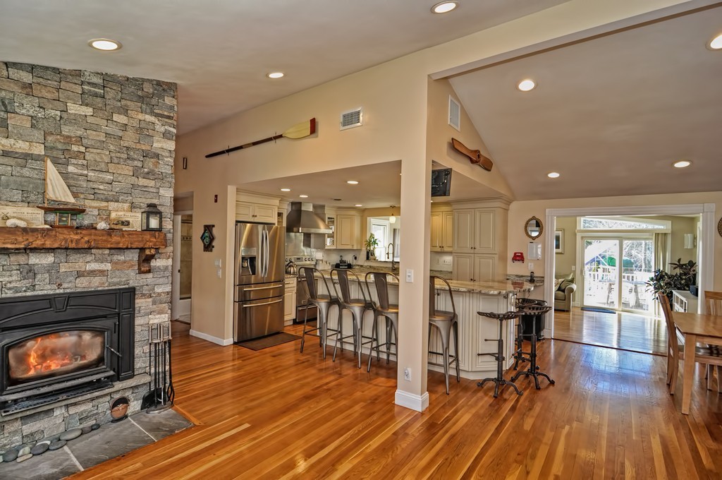 8 Ingleside Road Natick, MA 01760 - Photo 6 of 30 Gallery Image 6
