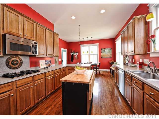 1862 2nd Baxter Crossing Fort Mill, SC 29708 - Photo 6 of 16 a kitchen with lots of counter top space a sink and appliances