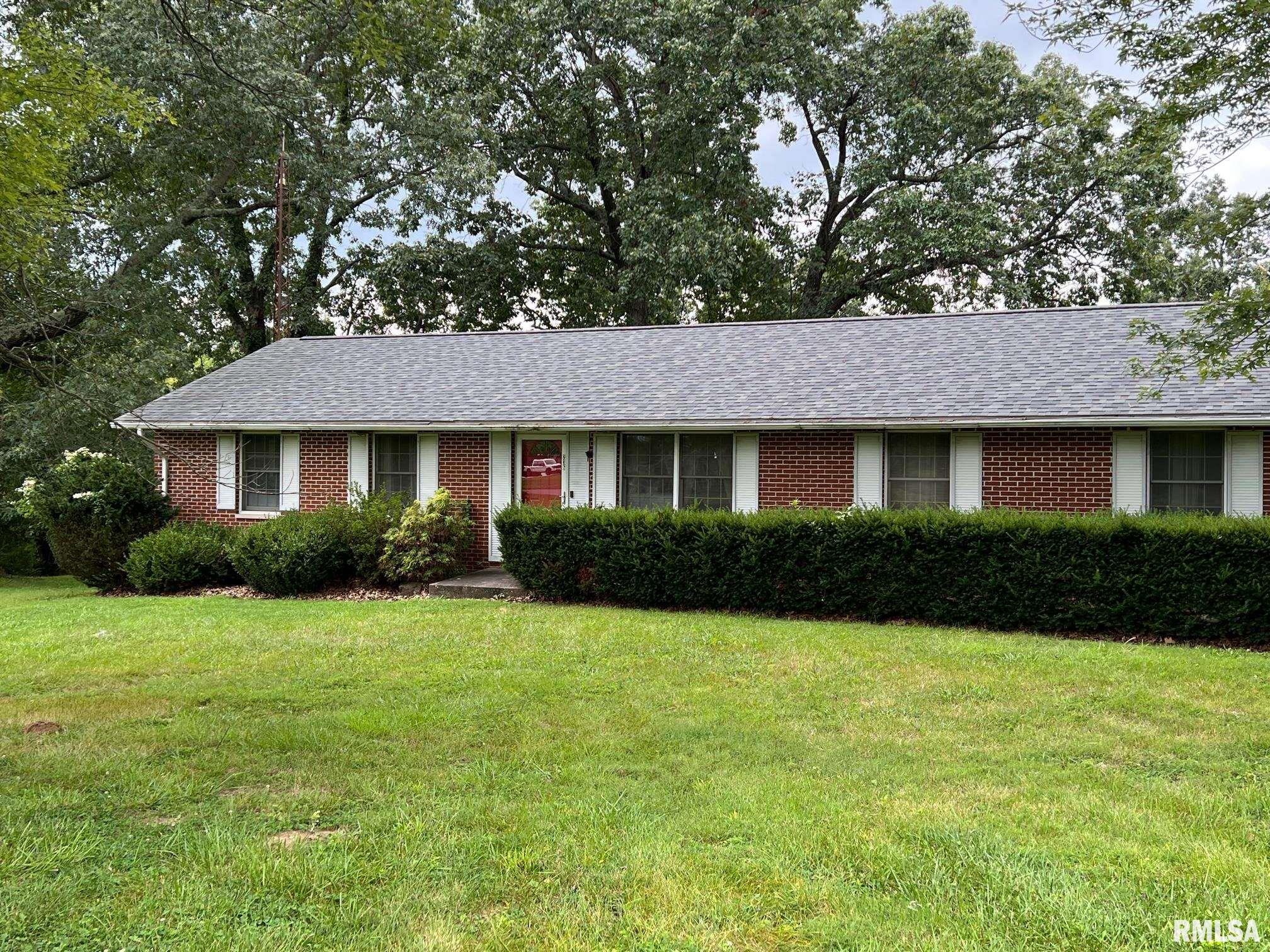 236 Carbon Lake Road Murphysboro, IL 62966 - Photo 1 of 24 Gallery Image 1