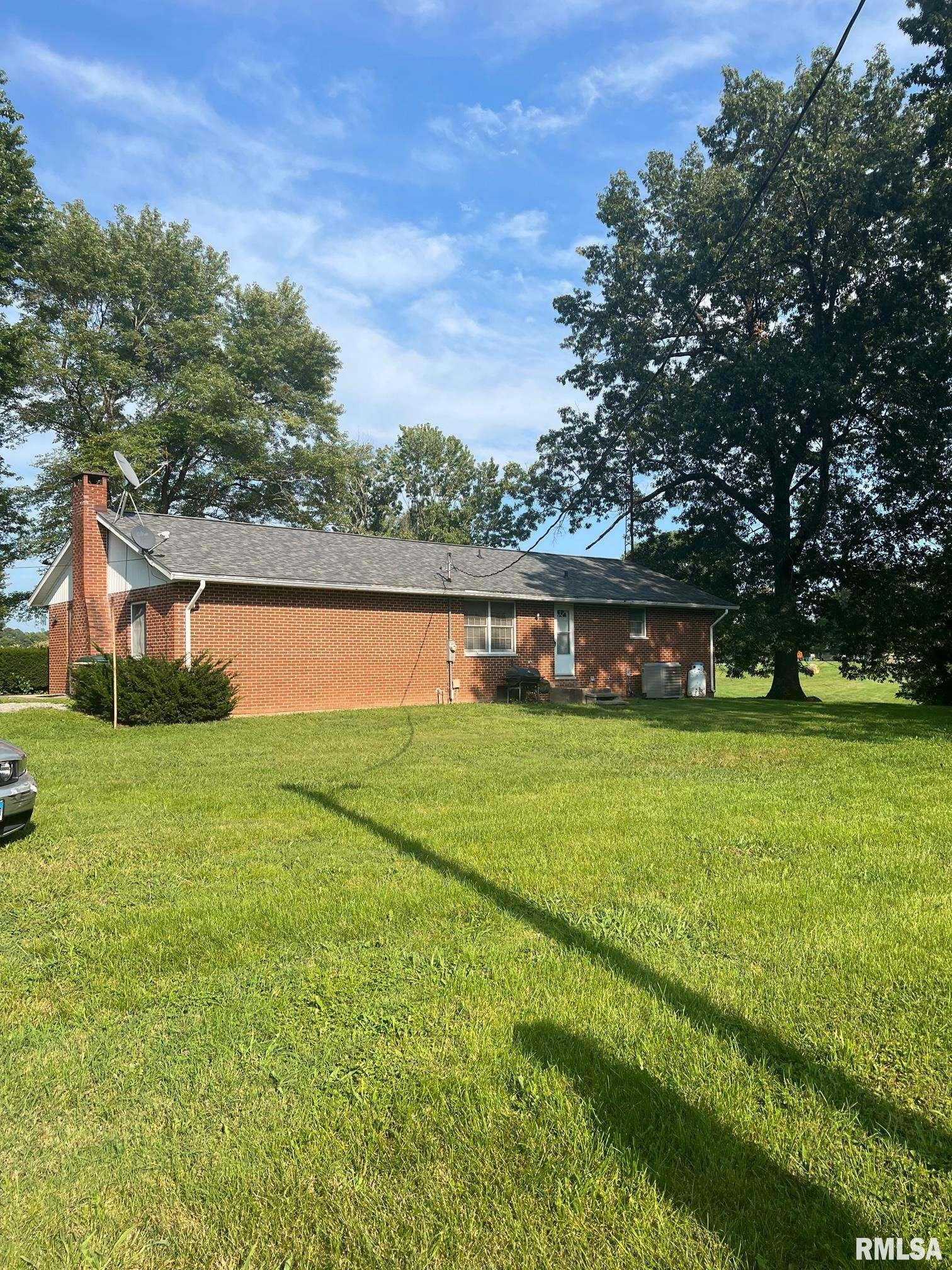236 Carbon Lake Road Murphysboro, IL 62966 - Photo 3 of 24 Gallery Image 3