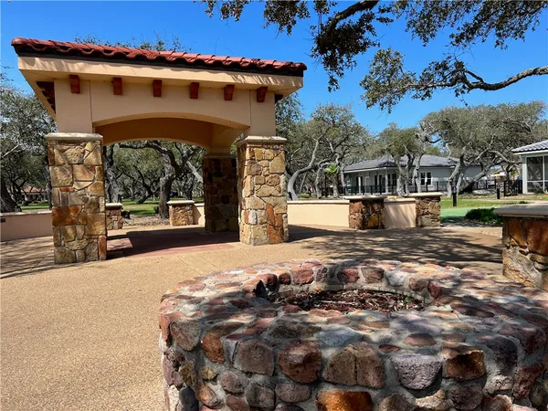 $74,925 | 2202 Royal Oaks, Fulton, TX 78358