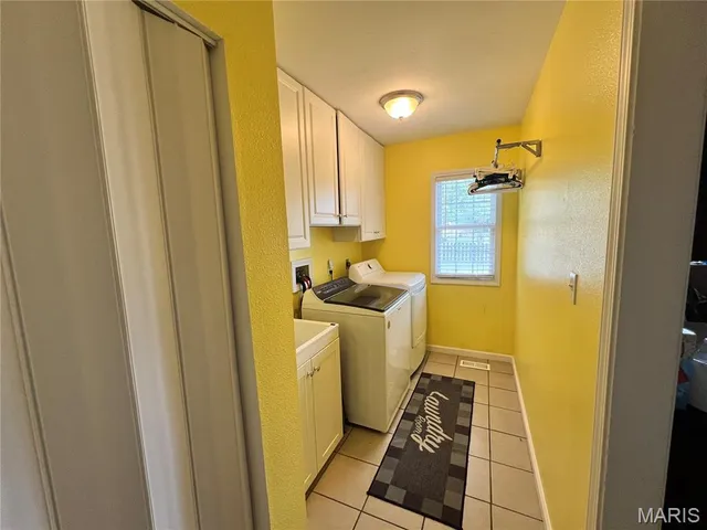 $399,900 | 245 Summers Trace, Belleville, IL 62220