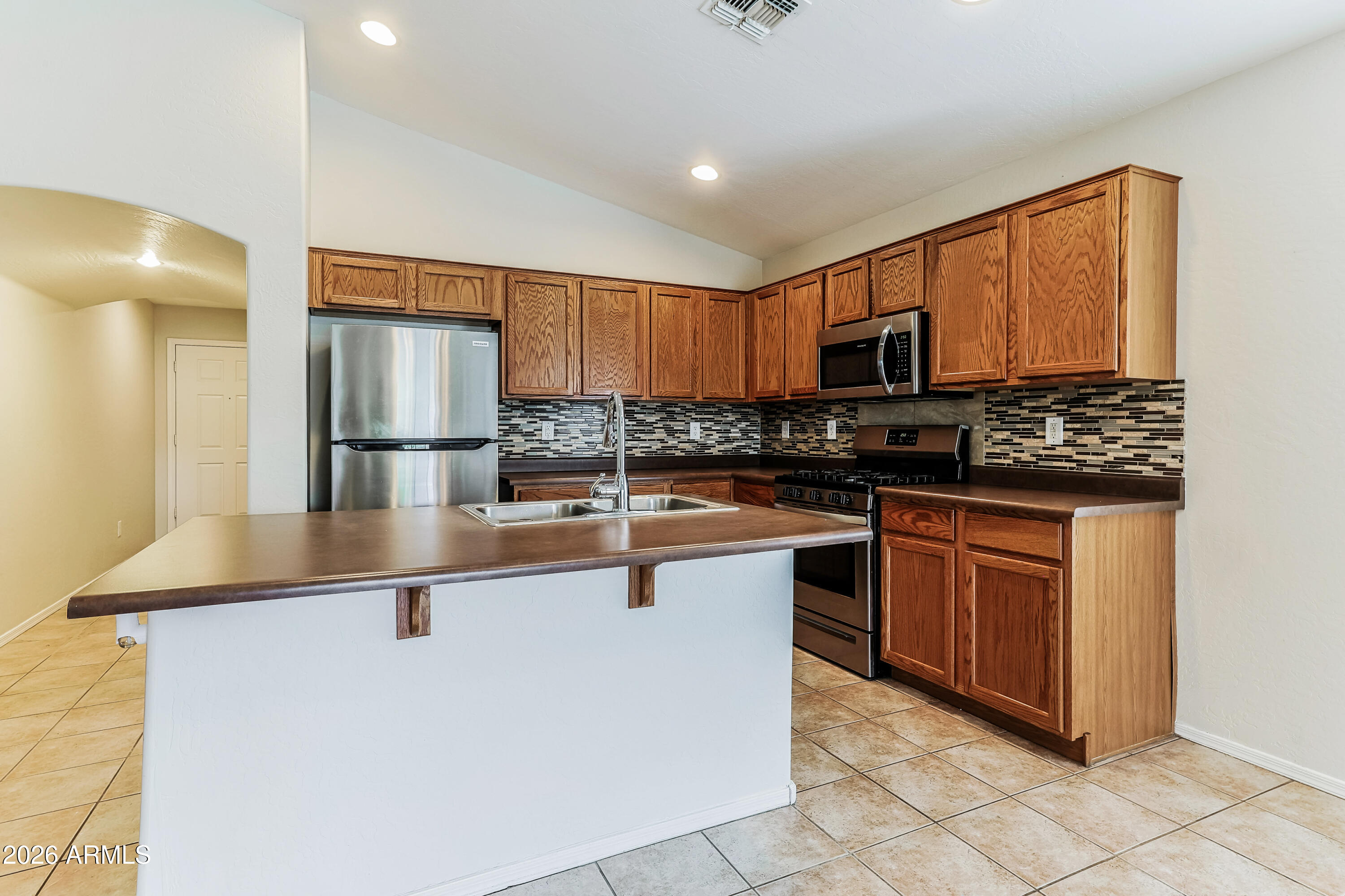 375 West Gascon Road San Tan Valley, AZ 85143 - Photo 5 of 16
