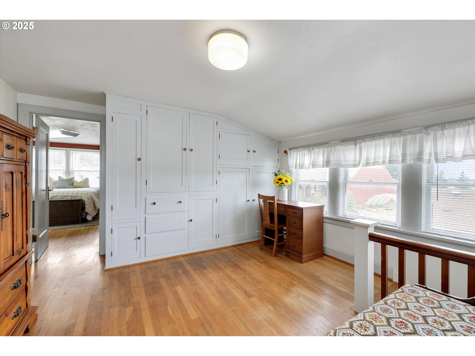 21303 South Central Point Road Oregon City, OR 97045 - Photo 42 of 48 a view of kitchen with furniture and window