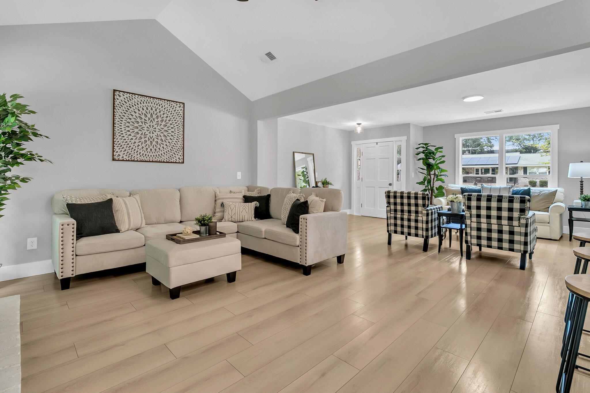 1112 Dennis Boulevard Moncks Corner, SC 29461 - Photo 4 of 33 CREM - 1112 Dennis Blvd-28