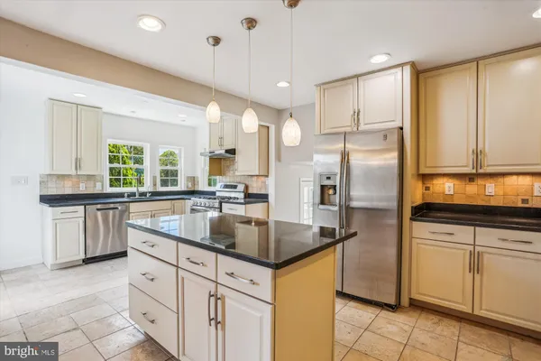 $675,000 | 19916 Westerly Avenue, Poolesville, MD 20837