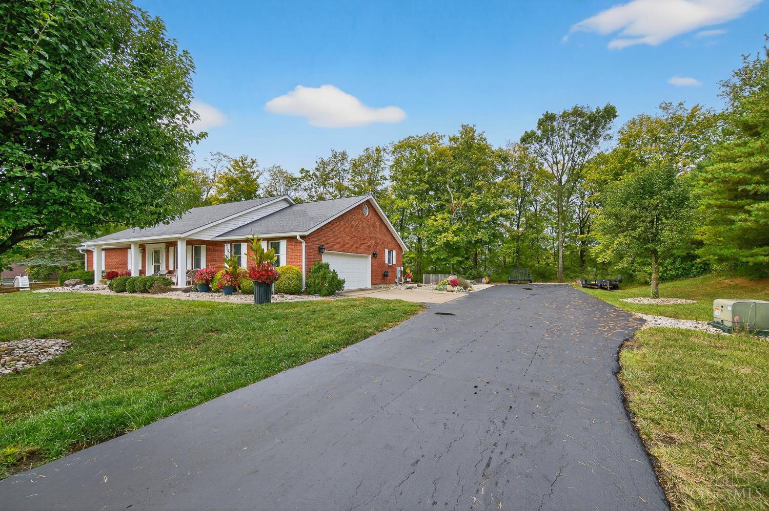 826 West Turtlecreek Union Road Lebanon, OH 45036 - Photo 2 of 57