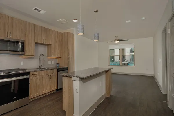 $1,587 | 8900 Six Pines Drive, Unit 818, The Woodlands, TX 77380