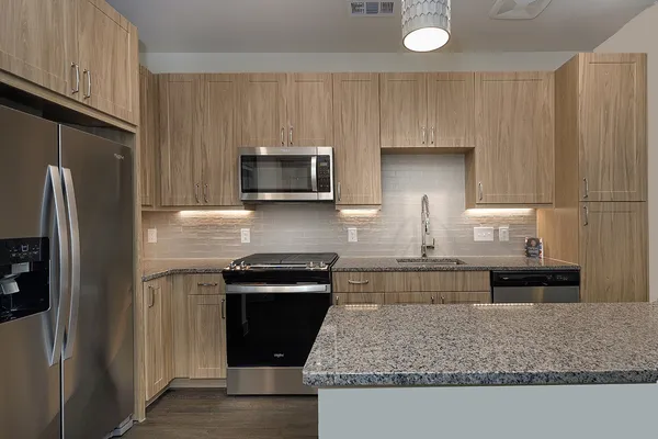 $1,587 | 8900 Six Pines Drive, Unit 818, The Woodlands, TX 77380