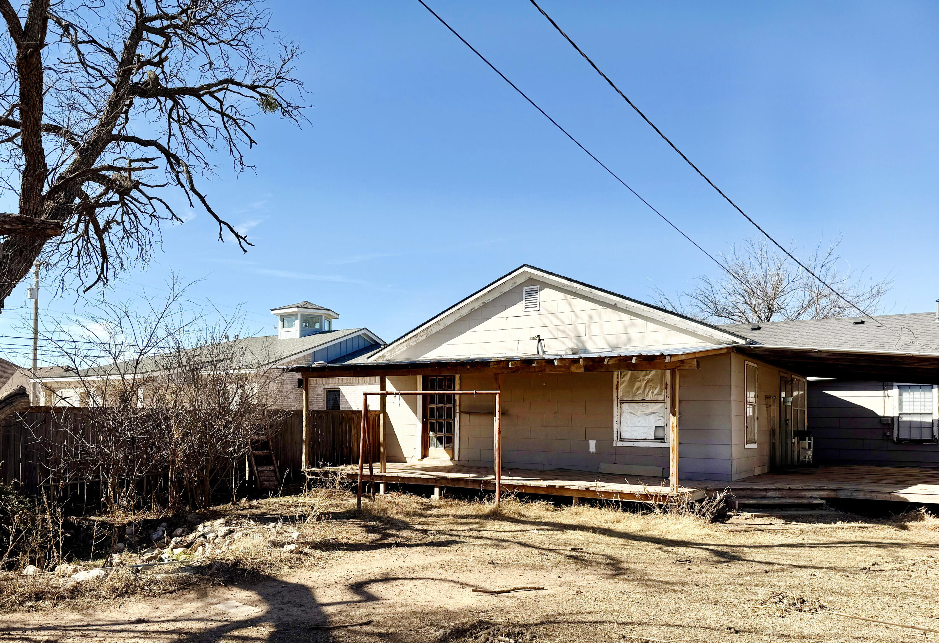 114 North Ave O Post, TX 79356 - Photo 36 of 39 a front view of a house with a yard