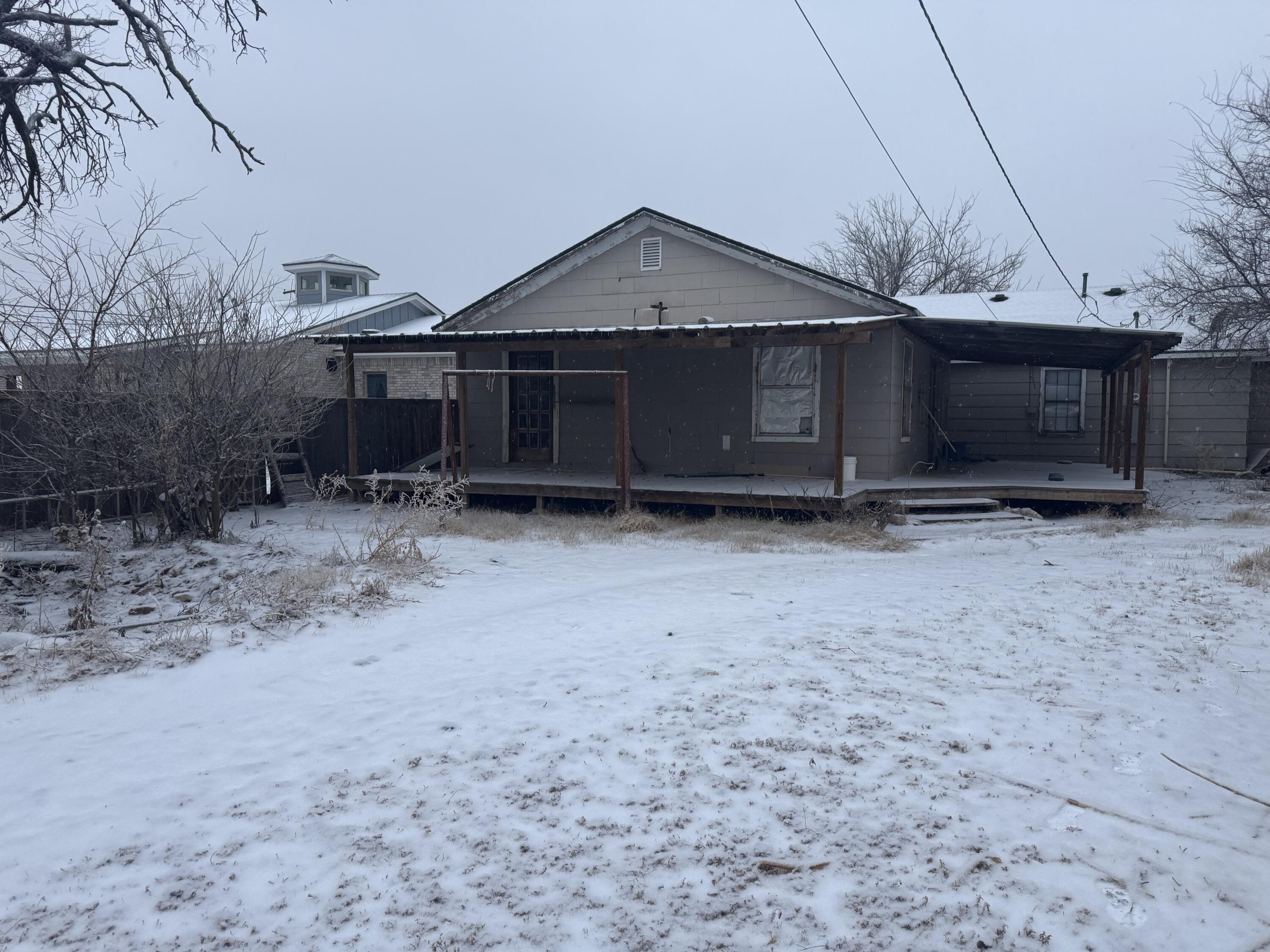 114 North Ave O Post, TX 79356 - Photo 4 of 43 IMG_6105