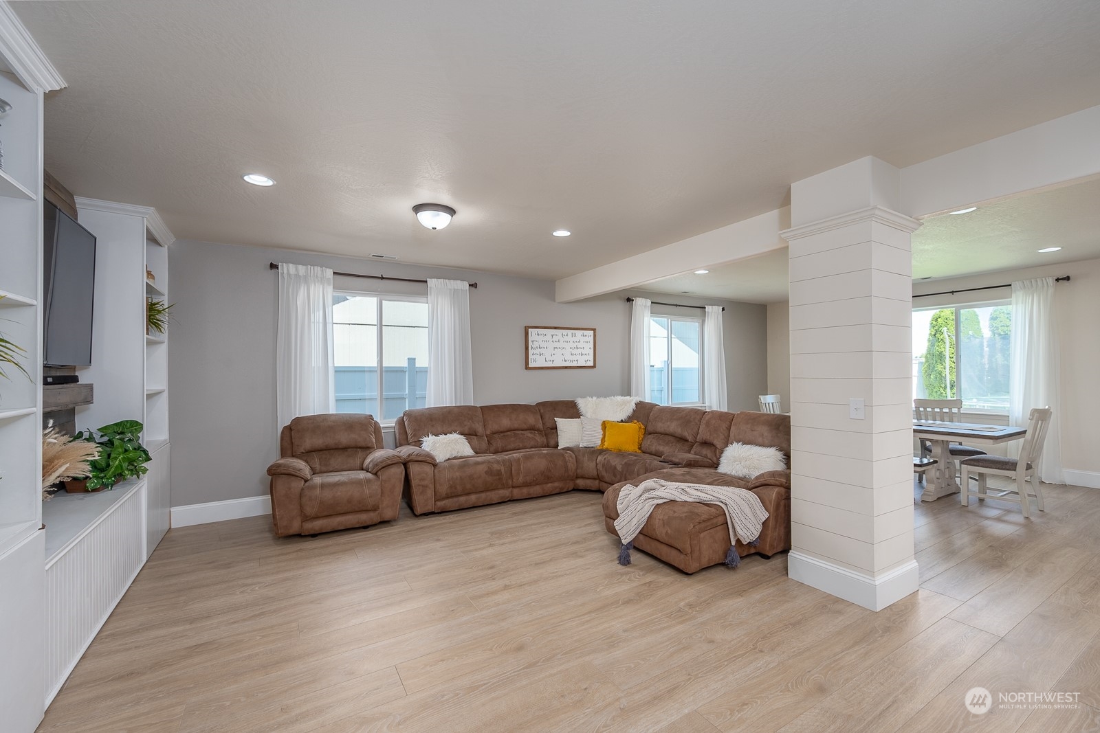 711 South Rees Street Moses Lake, WA 98837 - Photo 4 of 40 Gallery Image 4