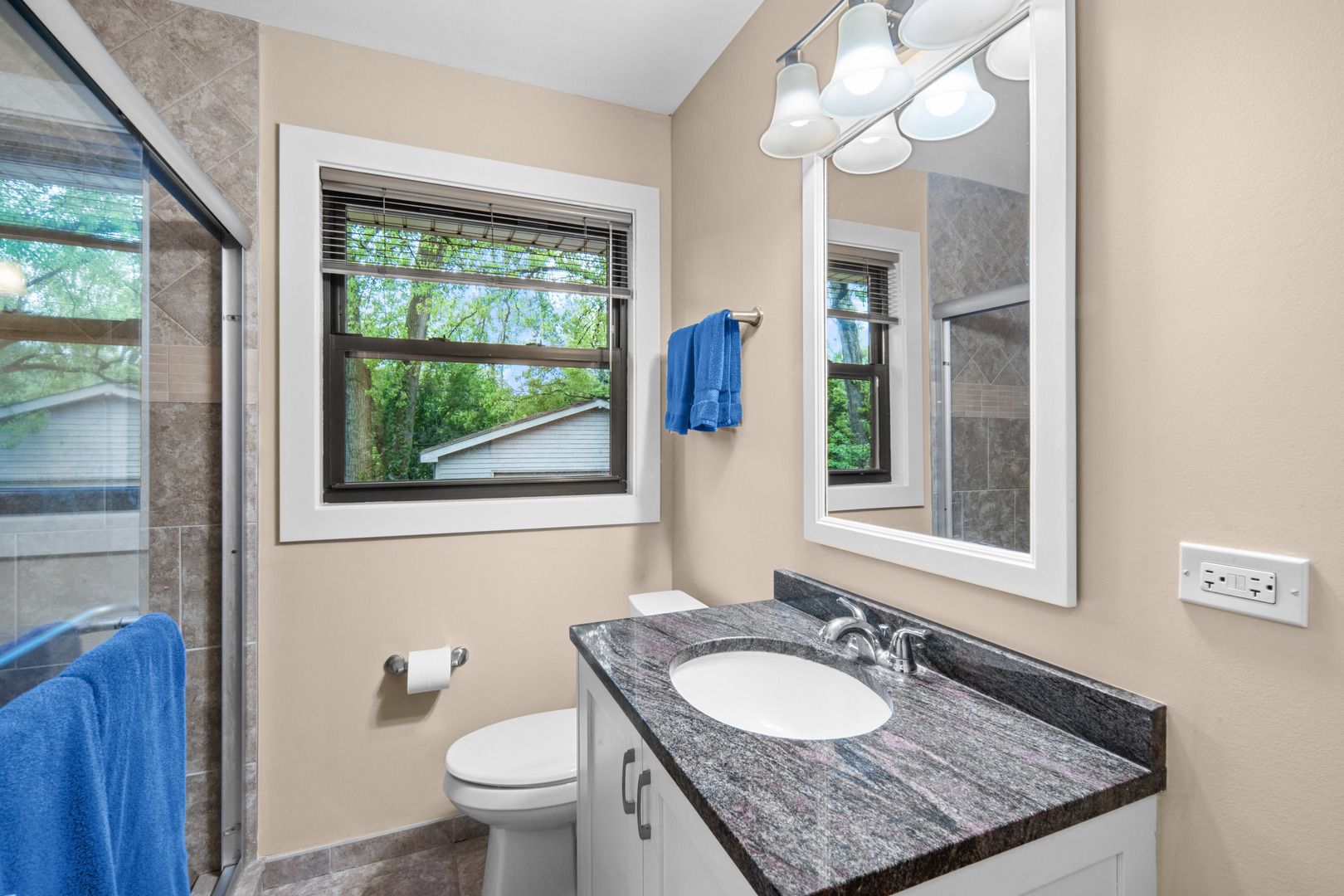 1000 Meadow Road Northbrook, IL 60062 - Photo 9 of 20