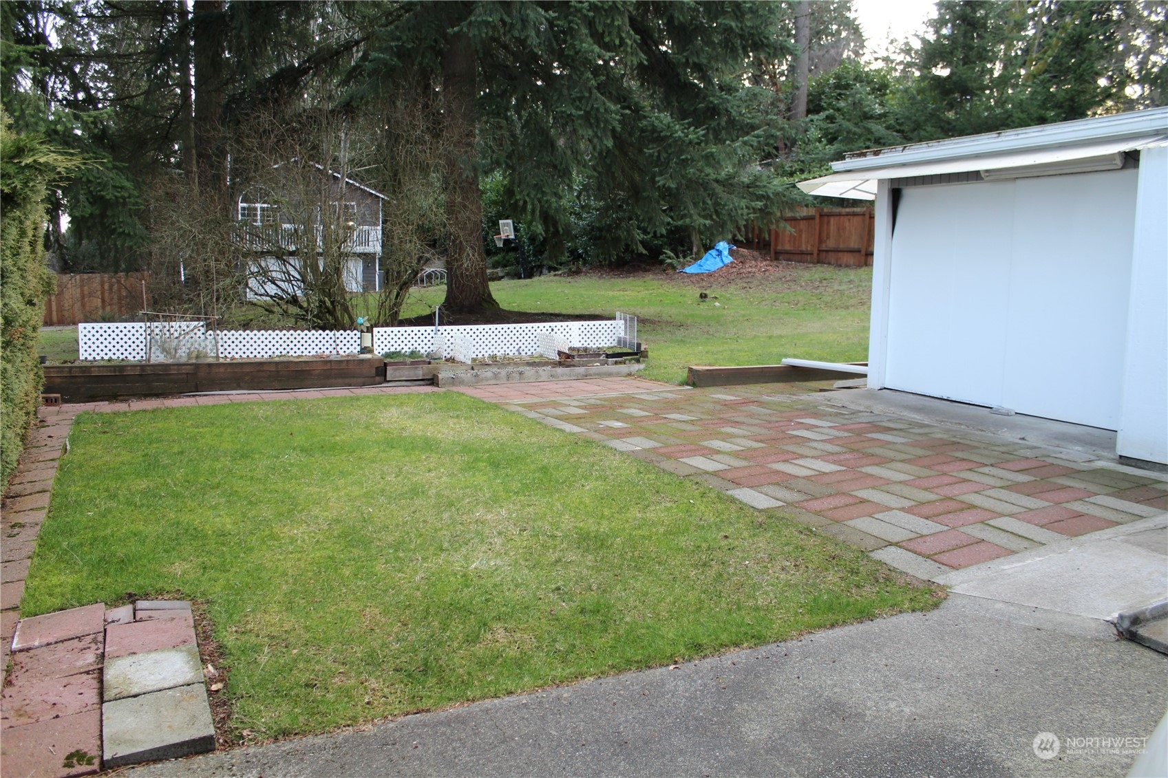 2519 Northeast 145th Street Seattle, WA 98125 - Photo 2 of 34 a view of a backyard