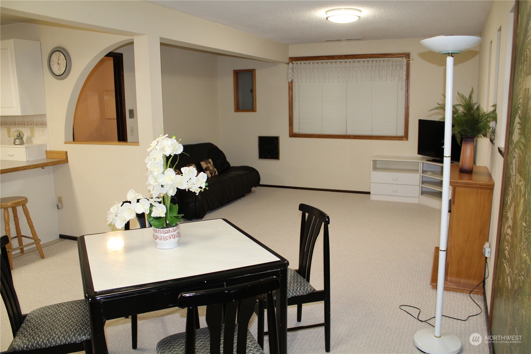 2519 Northeast 145th Street Seattle, WA 98125 - Photo 24 of 34 a view of a dining room with furniture