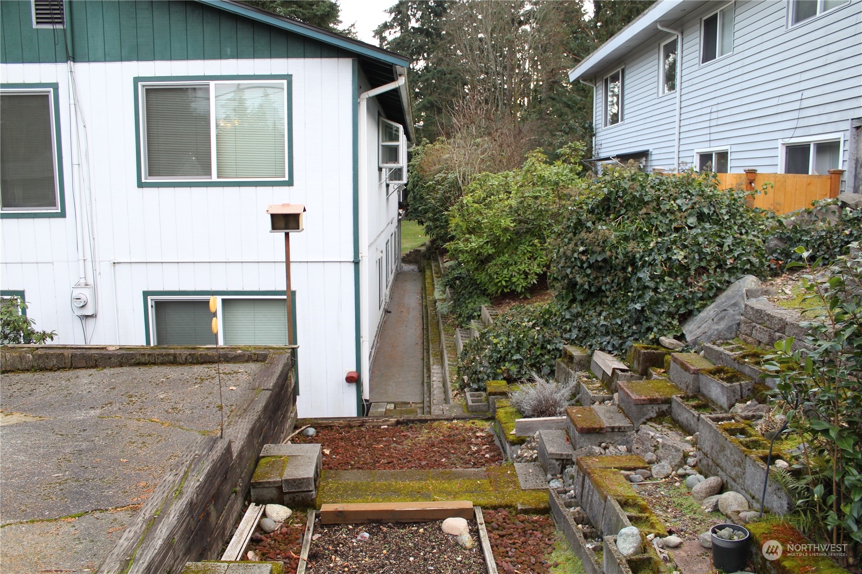 2519 Northeast 145th Street Seattle, WA 98125 - Photo 4 of 34 a view of house with yard