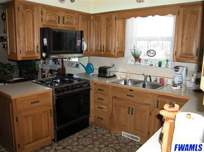 2337 Maples Road Fort Wayne, IN 46816 - Photo 6 of 12